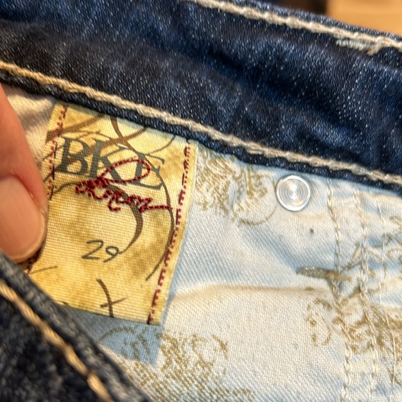 BKE Sabrina, stretch jean shorts - Picture 6 of 7